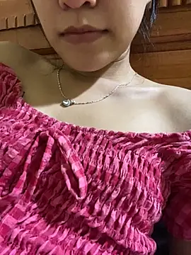 Snapshot of Sayhi_xo chatting on 11/05/25, 02:28 Sayhi xo online show from 11/05/25, 02:28