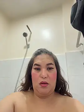 ashleygrahamts online show from 10/25/25, 12:23