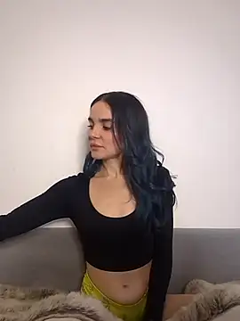 Snapshot of RosieCheexxxxxx chatting on 11/14/25, 04:33 RosieCheexxxxxx online show from 11/14/25, 04:33