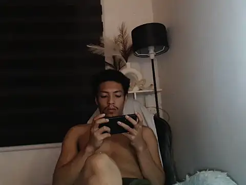 Asian gregor online show from 10/03/25, 07:11