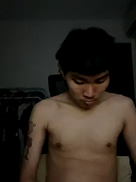 Snapshot of Ryder_ chatting on 10/19/25, 09:15 Ryder online show from 10/19/25, 09:15