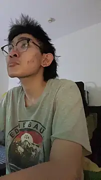 Snapshot of Ryder_ chatting on 10/29/25, 05:14 Ryder online show from 10/29/25, 05:14