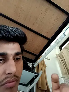 Snapshot of HarryChoudhary21 chatting on 11/16/25, 06:52 HarryChoudhary21 online show from 11/16/25, 06:52