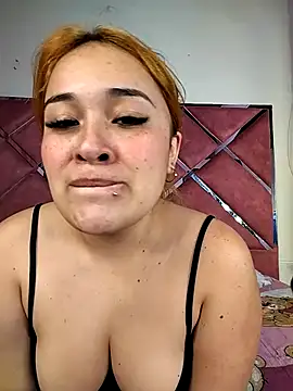 sara-lopez1 online show from 10/30/25, 11:16