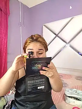 sara-lopez1 online show from 11/07/25, 11:38