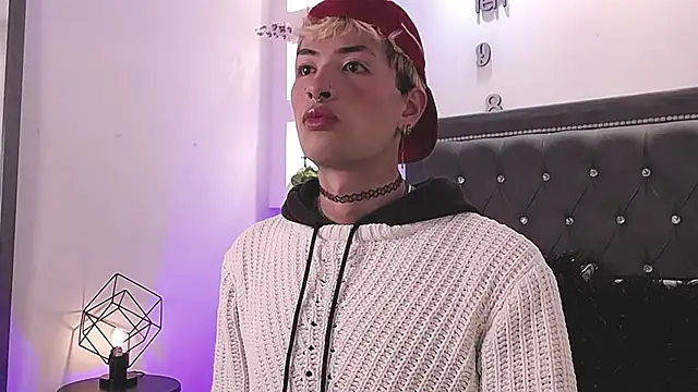 OzorioDany online show from 09/15/25, 04:01