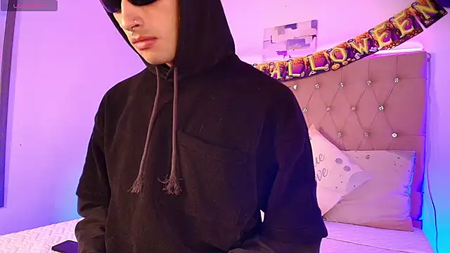 OzorioDany online show from 10/21/25, 03:29