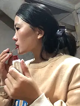 Maymay97 online show from 11/08/25, 11:43