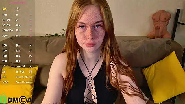 Roxy Sunnny online show from 10/24/25, 09:28