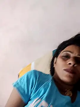 Soniya Roy online show from 09/17/25, 08:27