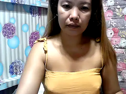 Snapshot of AsianHorny4uxx chatting on 10/22/25, 07:24 AsianHorny4uxx online show from 10/22/25, 07:24