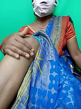 Snapshot of Cute_Renuka chatting on 10/02/25, 04:47 Cute Renuka online show from 10/02/25, 04:47