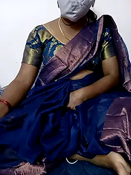 Cute Renuka online show from 10/27/25, 04:33