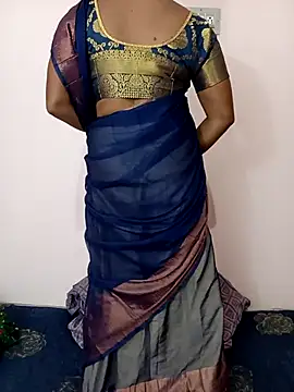 Cute Renuka online show from 11/20/25, 06:46