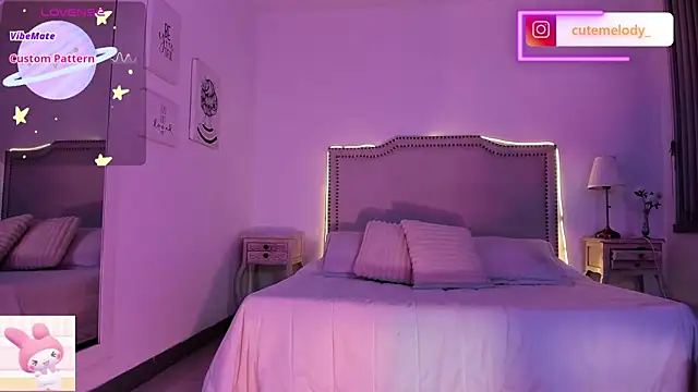 Melody-chers online show from 10/24/25, 04:09