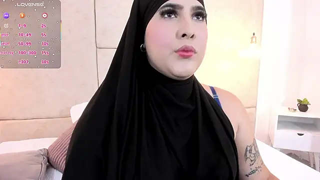 Snapshot of zahida_ chatting on 09/11/25, 07:03 zahida online show from 09/11/25, 07:03