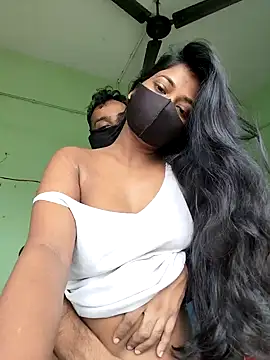 renu 143 online show from 11/14/25, 06:01