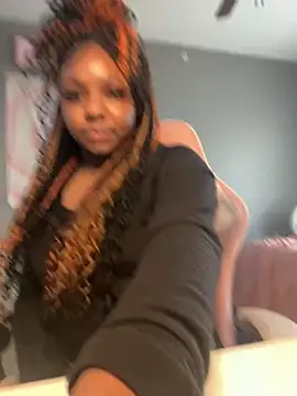 Snapshot of TastyRuby chatting on 11/04/25, 04:50 TastyRuby online show from 11/04/25, 04:50