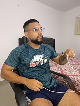 vincentjaxon online show from 11/11/25, 10:04