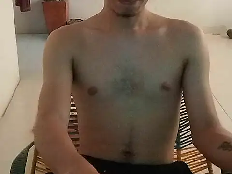 Scarlet Guy online show from 10/07/25, 08:50