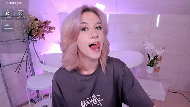 Necucub online show from 09/20/25, 04:13