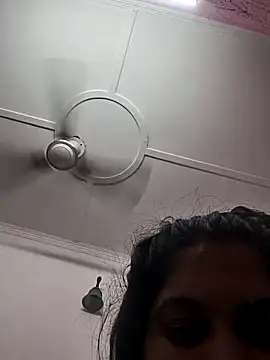 Snapshot of Cute_Avni99 chatting on 10/26/25, 06:08 Cute Avni99 online show from 10/26/25, 06:08