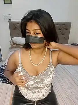 missneha61 online show from 10/06/25, 05:10