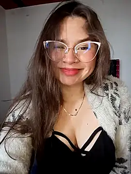 Snapshot of Isa_Acosta chatting on 09/17/25, 07:37 Isa Acosta online show from 09/17/25, 07:37
