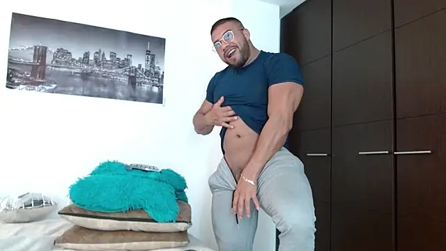 Snapshot of AntonyDAngelo25 chatting on 10/06/25, 09:23 AntonyDAngelo25 online show from 10/06/25, 09:23