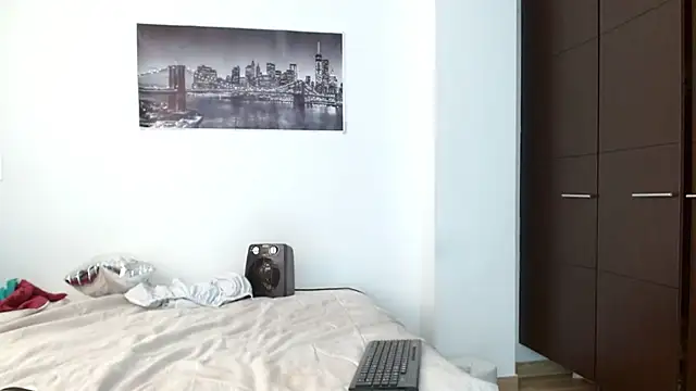 Snapshot of AntonyDAngelo25 chatting on 10/22/25, 07:24 AntonyDAngelo25 online show from 10/22/25, 07:24