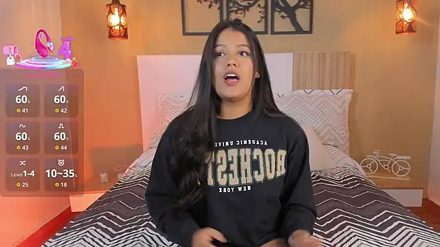 Camila Bustamante online show from 09/08/25, 03:11