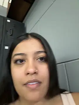 Camila Bustamante online show from 10/25/25, 03:29