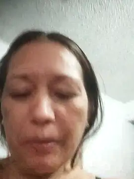 marinita13 online show from 10/18/25, 12:35