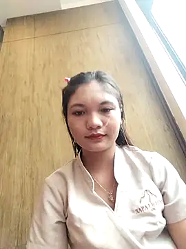 Snapshot of Duyen02 chatting on 10/02/25, 03:02 Duyen02 online show from 10/02/25, 03:02