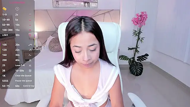 July Adams online show from 10/14/25, 04:13