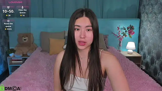 Megan Williamms online show from 10/21/25, 09:21