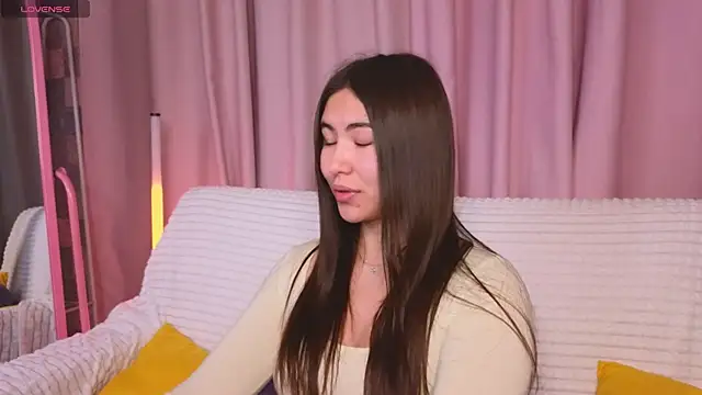 Megan Williamms online show from 10/24/25, 10:55