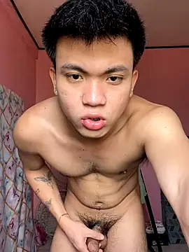 Snapshot of JerichoGutierez chatting on 11/19/25, 02:00 JerichoGutierez online show from 11/19/25, 02:00