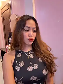 Serenaa rabbit online show from 11/07/25, 04:18