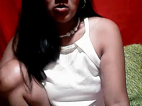 Snapshot of sh1nbae chatting on 10/12/25, 12:37 sh1nbae online show from 10/12/25, 12:37