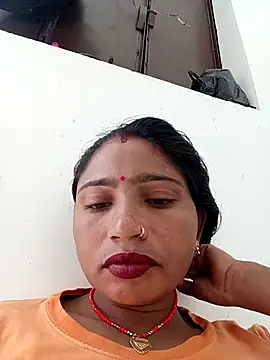 Snapshot of Payal-0143 chatting on 09/10/25, 07:19 Payal-0143 online show from 09/10/25, 07:19