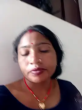Snapshot of Payal-0143 chatting on 09/15/25, 11:21 Payal-0143 online show from 09/15/25, 11:21