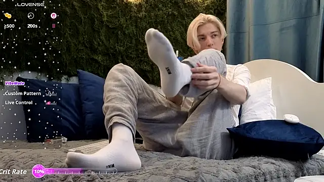 fiachand online show from 11/27/25, 02:52