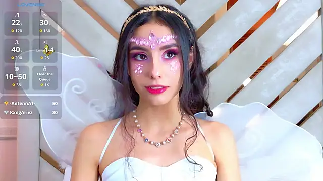 Sarah-Grace online show from 10/31/25, 02:56