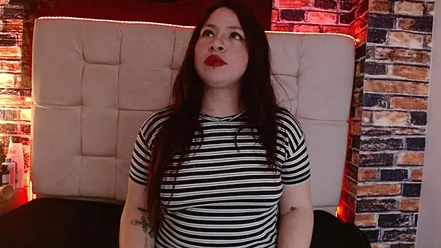 Snapshot of miadoll303av chatting on 10/29/25, 03:53 miadoll303av online show from 10/29/25, 03:53