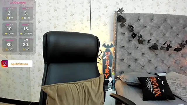 Aprilwatson online show from 10/25/25, 07:30