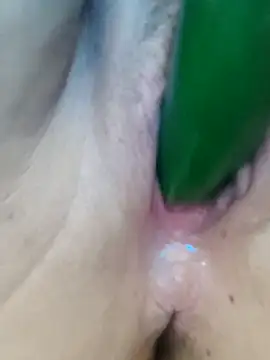 Snapshot of Sandiq99six chatting on 10/12/25, 04:00 Sandiq99six online show from 10/12/25, 04:00