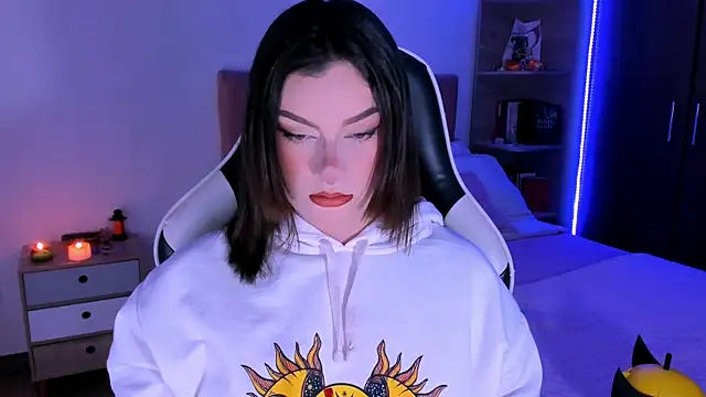 OphelianaRose33 online show from 11/03/25, 07:48