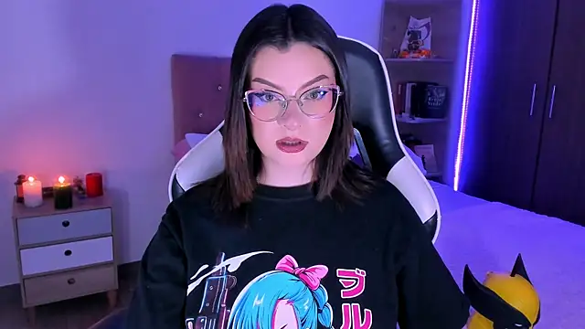 OphelianaRose33 online show from 11/13/25, 10:41