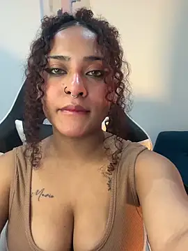 Snapshot of Kass_1 chatting on 11/21/25, 02:54 Kass 1 online show from 11/21/25, 02:54